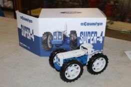 UH County Super 4 tractor 1/16. V