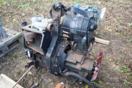 Deutz 2-cyl diesel engine. For spares or repair. V