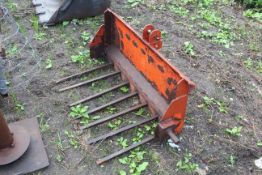 Massey Ferguson MF 40 loader muck fork.