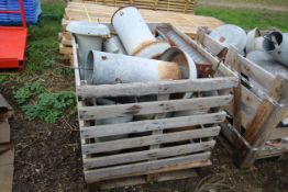 Stillage of poultry feeders. V