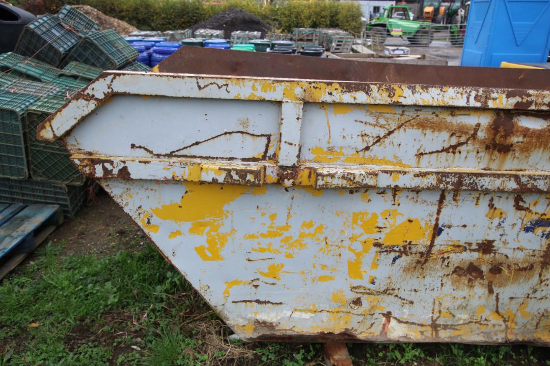 Skip. V - Image 6 of 8