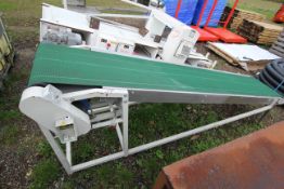 Part stainless steel flat belt conveyor. V