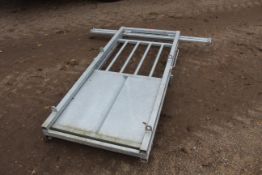 Ritchie race guillotine gate. V