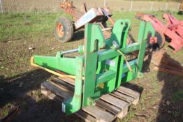 McHale Bale Splitter. JCB Q-Fit brackets.