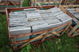 Stillage of Marketstone Grey Multi. V