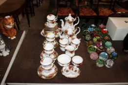 A quantity of Royal Albert 'Old Country Roses' tea