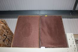 A pair of speakers