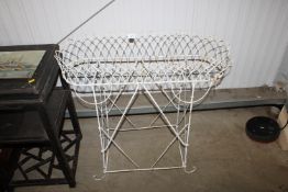 A wire work plant stand