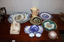 A quantity of various decorative china to include