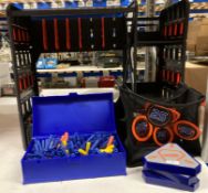 6 x assorted Nerf gun items to include; 3 x battery-operated flashing targets,
