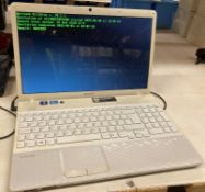 Sony Vaio Laptop I3GHz 4GB RAM 596GB HD - complete with power lead (R02)