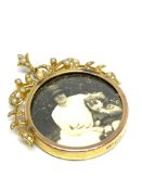 Vintage seed pearl locket 35mm, stamped 9CT, total weight 12.