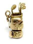 9ct gold vintage golf bag and clubs pendant, 33 x 15mm, total weight 10.