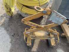 Digger Kerb Lifter