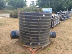 Circular Chamber w/ Base