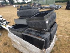 Qty Plastic Chambers