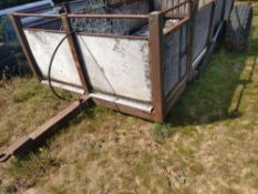 Pig Trailer - Hydraulic lifting