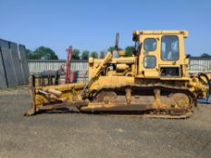 Caterpilllar D6 D tracked bulldozer c/w with hydraulic adjustable front blade and rear hydraulic