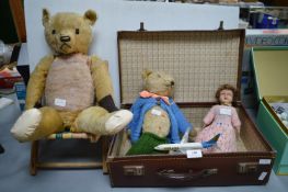 Vintage Case Containing Teddy Bears, Dolls, etc.