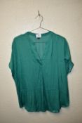 *Hilary Radley Size: M Green Short Sleeve Top