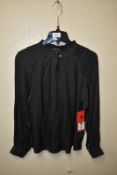 *Hilray Radley Size: M Black Long Sleeve Top