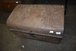 Streel Trunk 17”x26”x17”