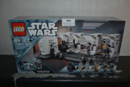Lego Star Wars Boarding the Tantive IV Minifigure Kit (sealed with packaging)