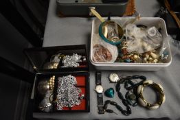Quantity of Costume Jewellery and Wristwatches
