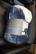 *Monte & Jardin Queen Size Sherpa Blanket