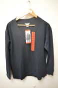 *Orvis Women’s Black V-Neck Jumper Size: M