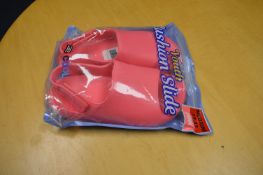 32 Degrees Cools Youth’s Pink Cushion Slides Size: M