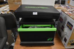 *Trek Terra Small Bench & Stool Unit