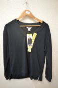 *Orvis Women’s Black V-Neck Jumper Size: S