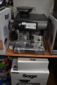 *Sage Oracle Touch Bean-to-Cup Coffee Machine with Packaging