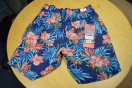 *Kirkland Signature Men’s Flower Pattern Shorts Size: M