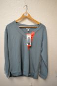 *Orvis Women’s Blue Grey V-Neck Jumper Size: M