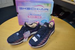 *Skechers Women’s Trainers Size: 7 (preworn)
