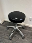 *Beauticians Gas-Lift Stool