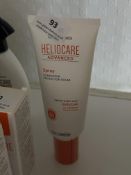 *1x 200ml of Heliocare Advanced Spray Sunscreen Solar Protector SPF50