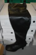 Lady's Black Stiletto Heeled Knee Boots Size: ~8