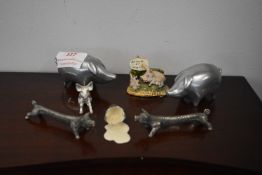 Small Pig Ornaments etc.
