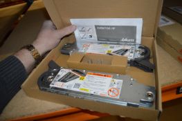 *4 Blum Lift Mechanisms 20F220005