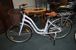 *Pure Lady’s Electric Shopper Bicycle (no charger)