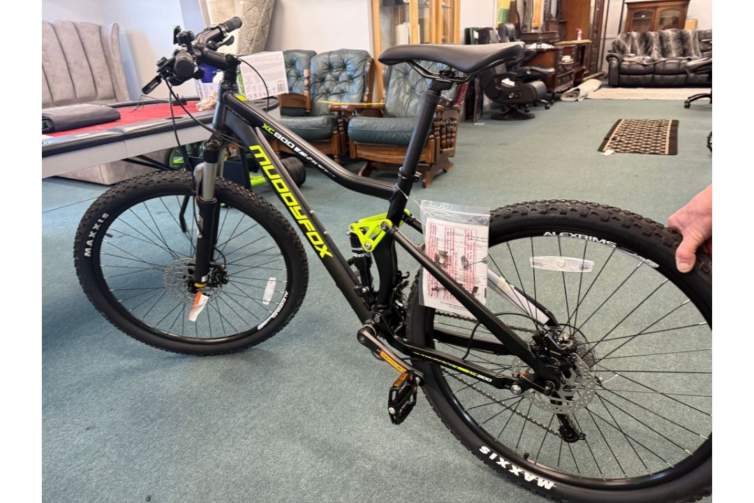 Muddy Fox XC800 Mountain Bike with Full Suspension - Image 5 of 8