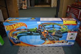 *Hot Wheel Colossal Crash Car Racing Set