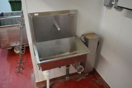 *Stainless Steel Knee Operated Hand Wash Station with Knife Steriliser