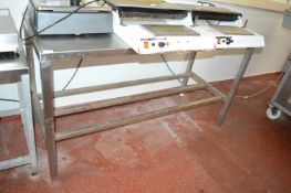 *Stainless Steel Preparation Table 60x150cm