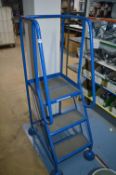 *Mobile Tubular Steel Warehouse Steps