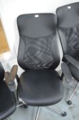 *Faux Leather Executive Office Chair with Mesh Back (AF)