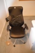 *Faux Leather Executive Office Chair with Mesh Back